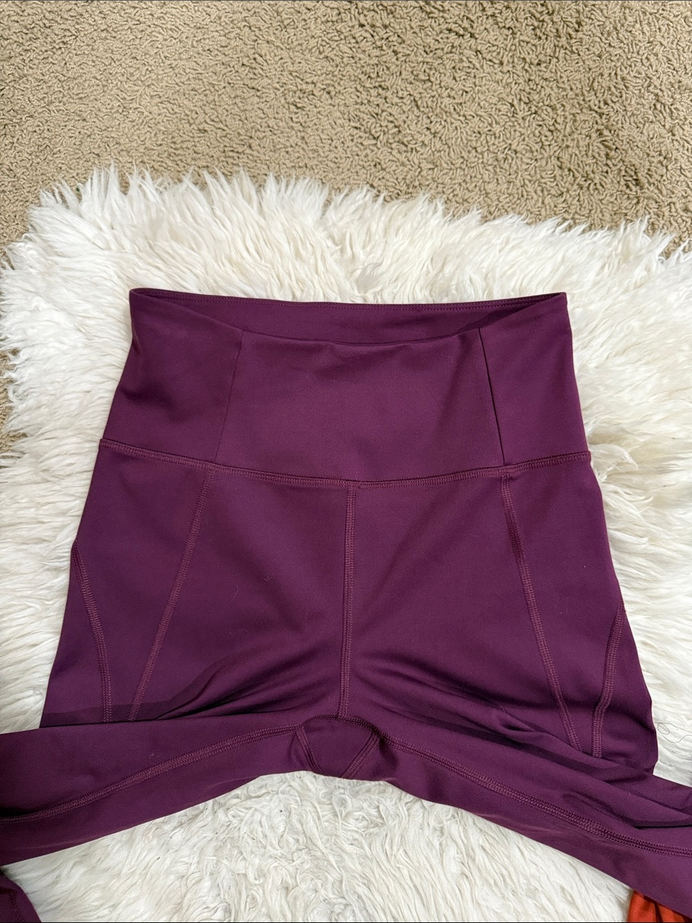 Girlfriend Collective Compressive
High-Rise Cropped Legging Plum Small - Picture 5 of 5